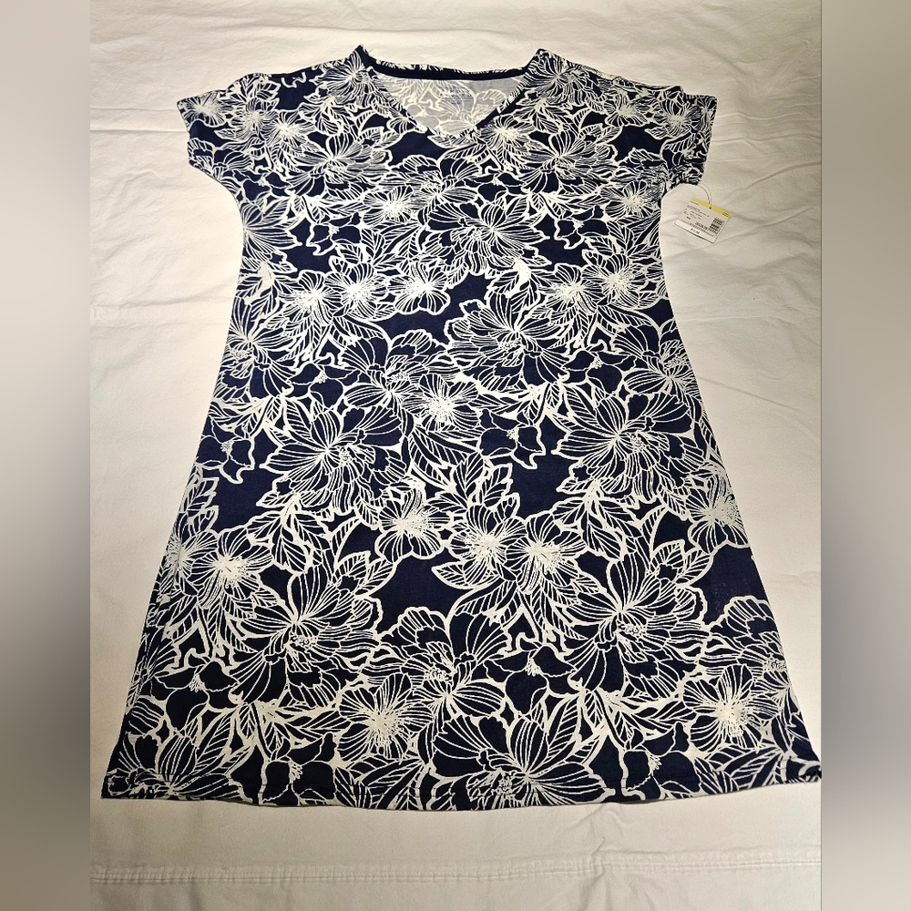 Floral Navy and White Night Gown Size Medium NWT
